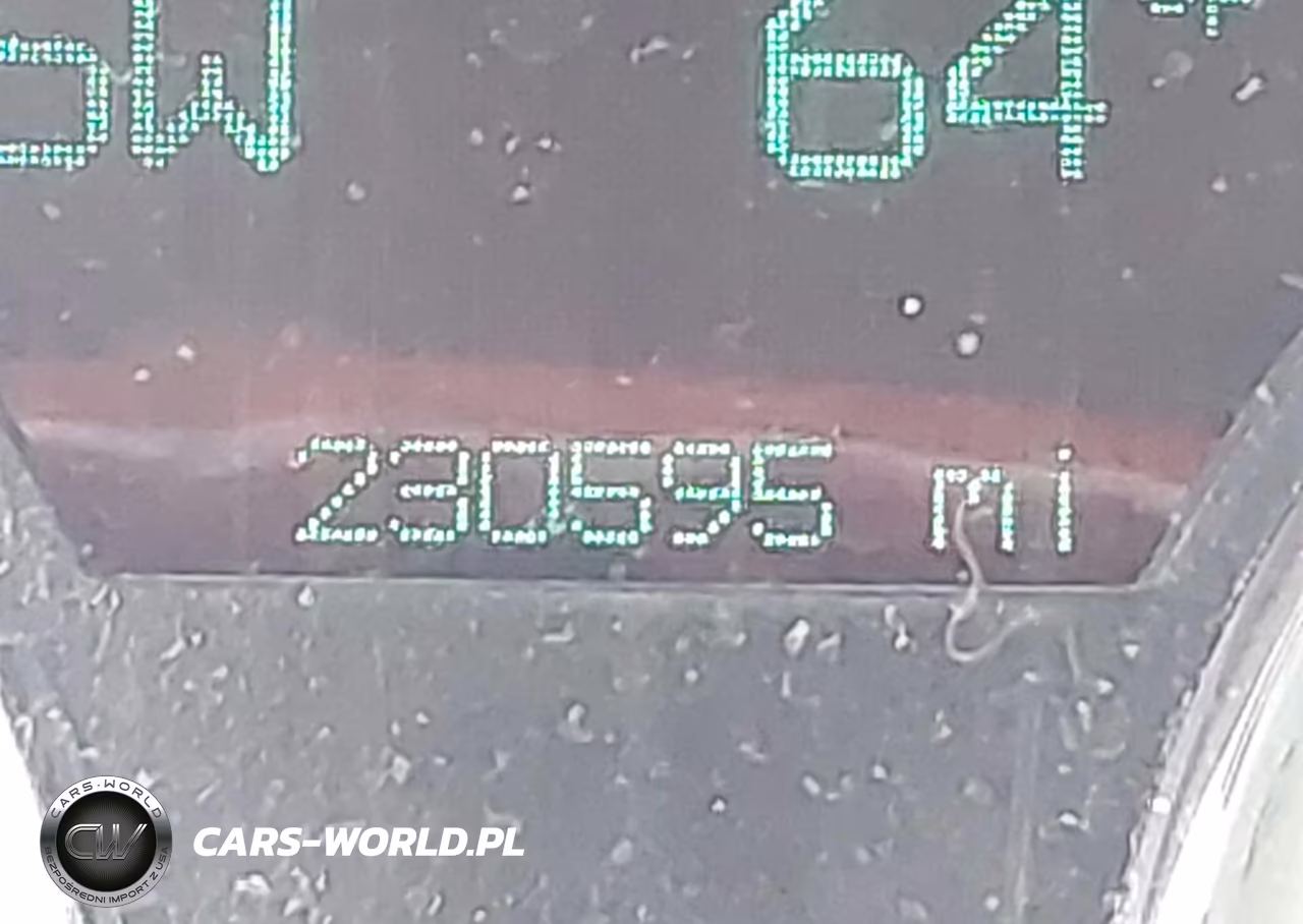 2005 Chrysler 300 Touring VIN:2C3AA53G05H141634 - 16