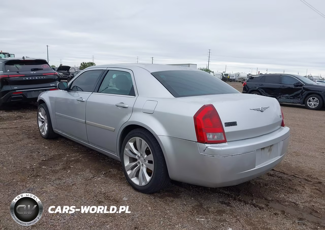 2005 Chrysler 300 Touring VIN:2C3AA53G05H141634 - 3