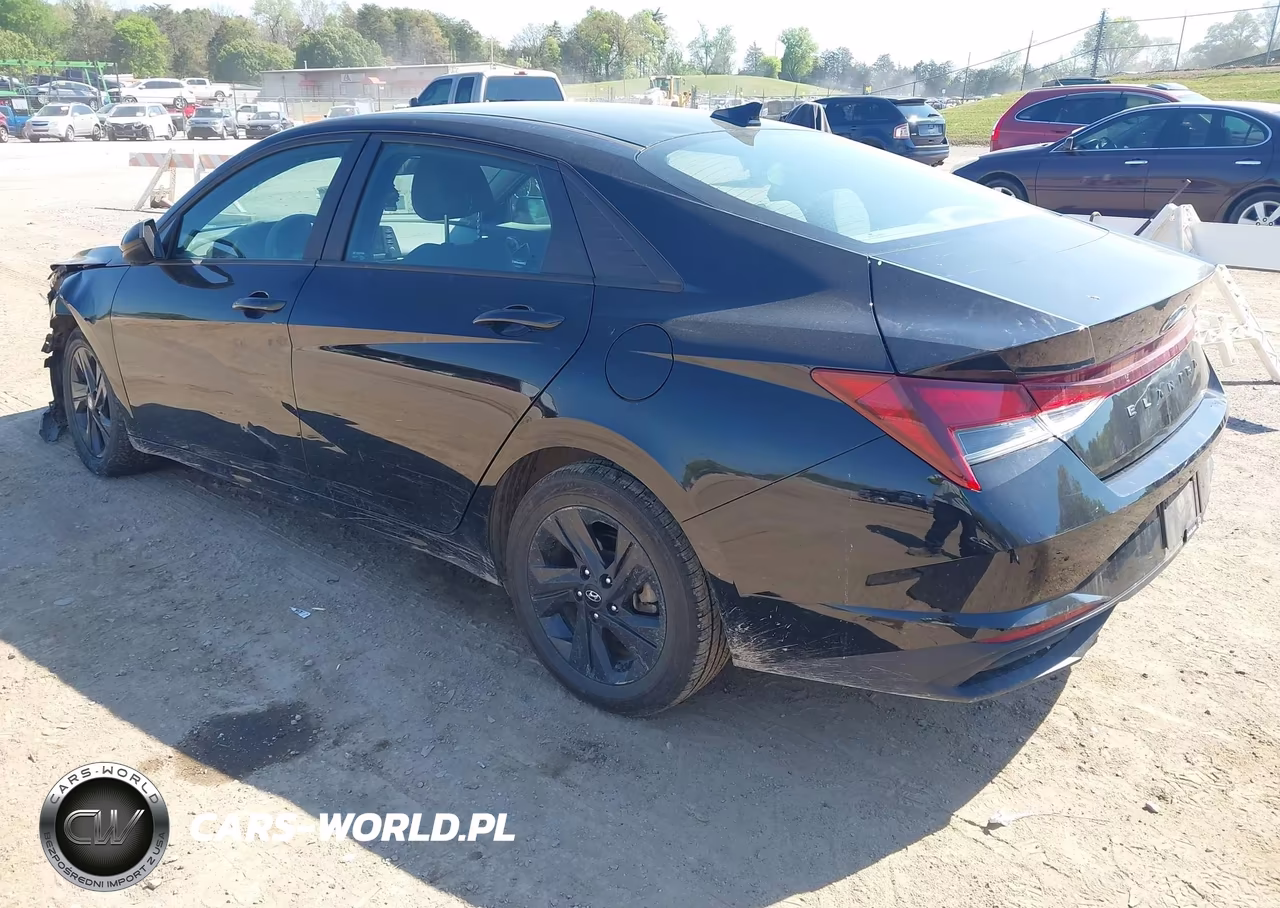 2023 Hyundai Elantra Sel VIN:KMHLM4AG5PU452822 - 3