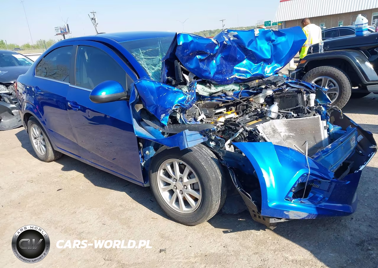2020 Chevrolet Sonic Fwd Lt – zdjęcie 1 z 16