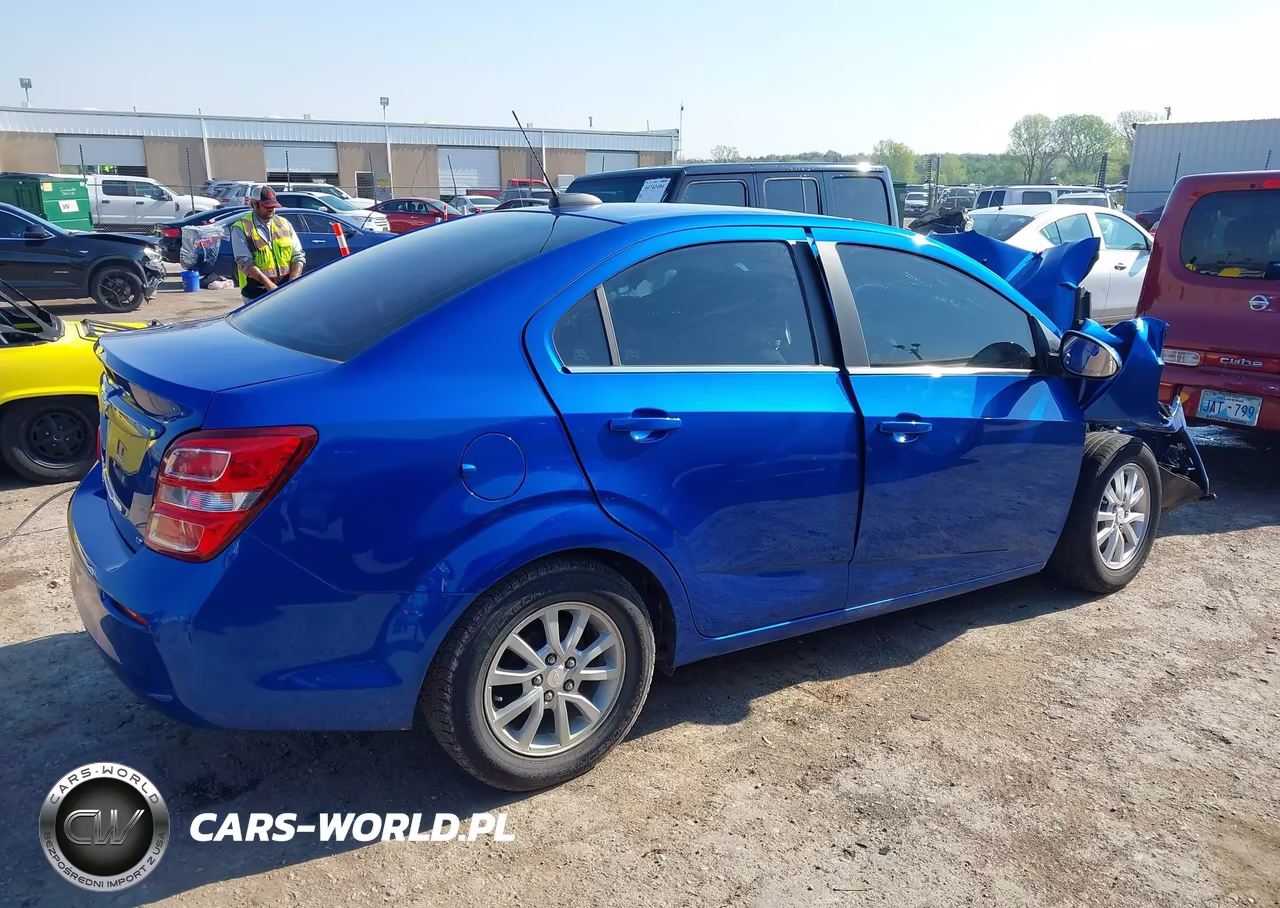 2020 Chevrolet Sonic Fwd Lt VIN:1G1JD5SBXL4102318 - 13