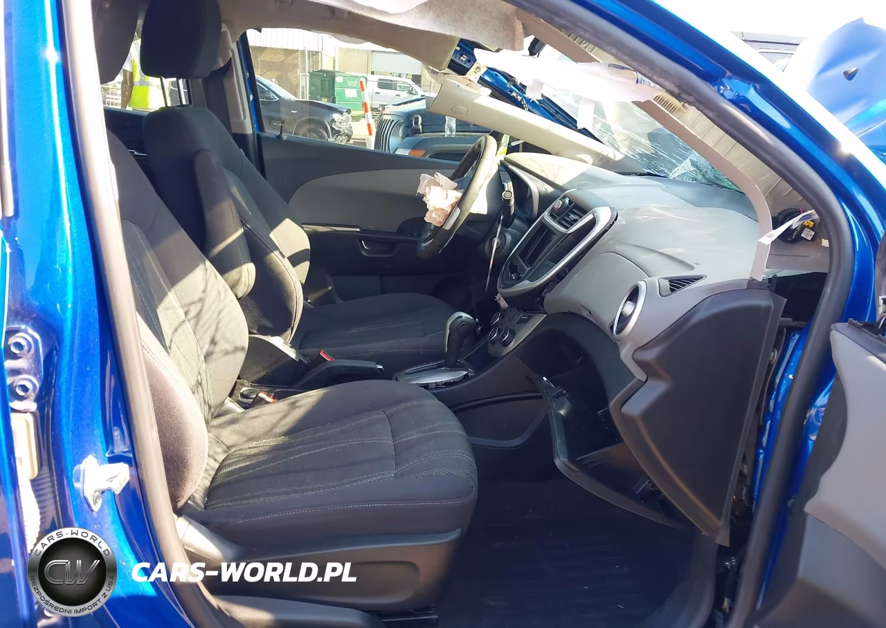 2020 Chevrolet Sonic Fwd Lt VIN:1G1JD5SBXL4102318 - 5