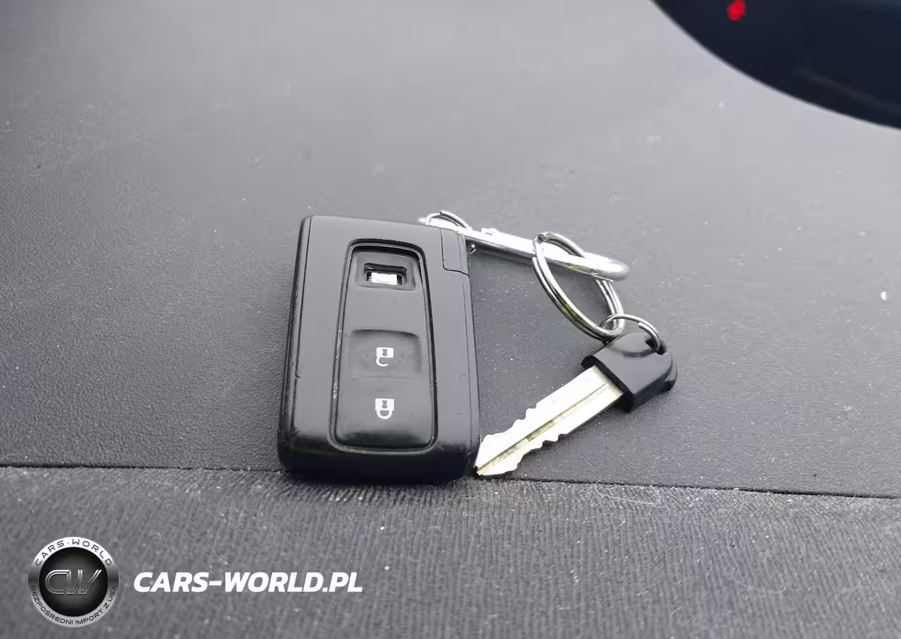 2008 Toyota Prius VIN:JTDKB20U087814976 - 11