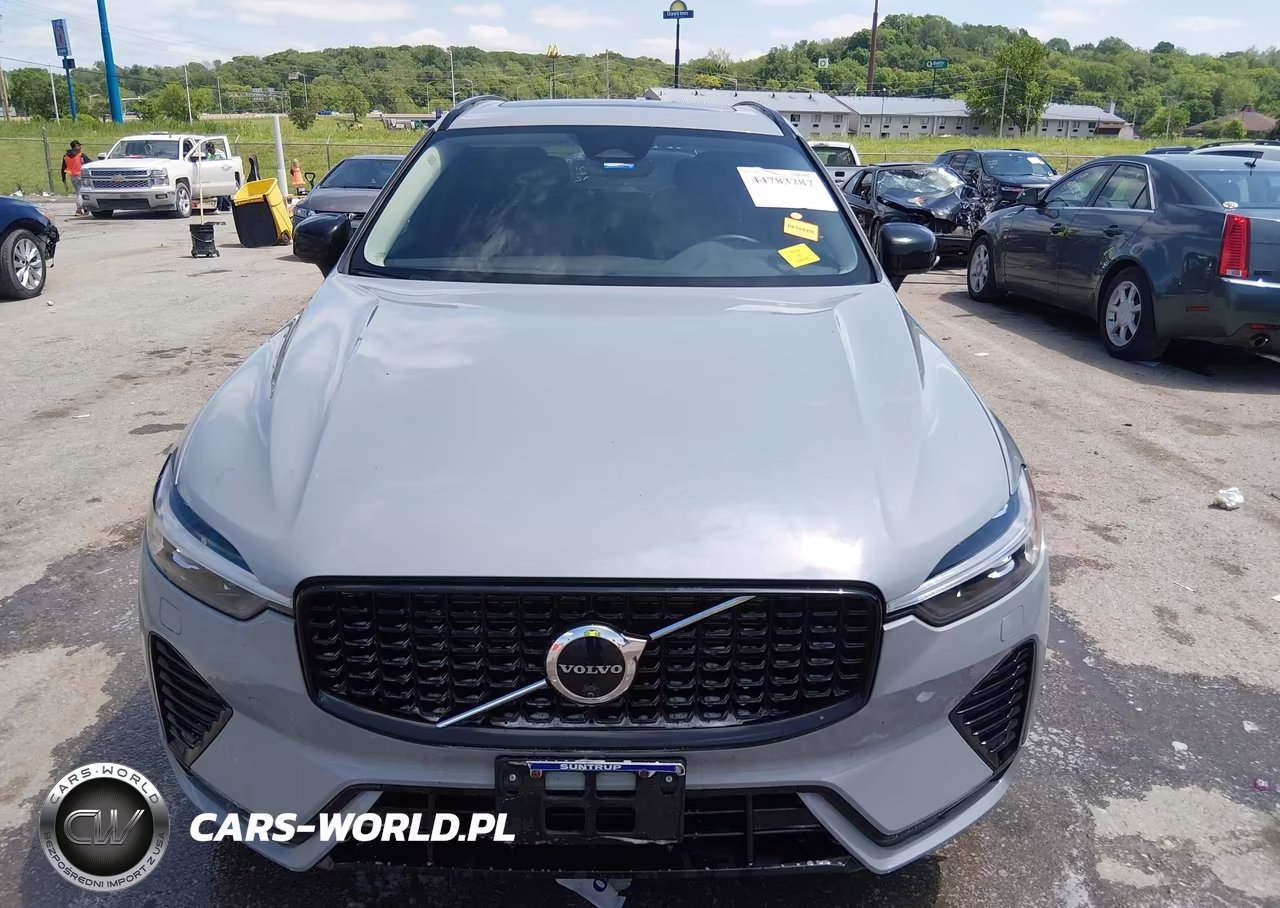 2025 Volvo Xc60 B5 Plus VIN:YV4M12RC1S1182759 - 13