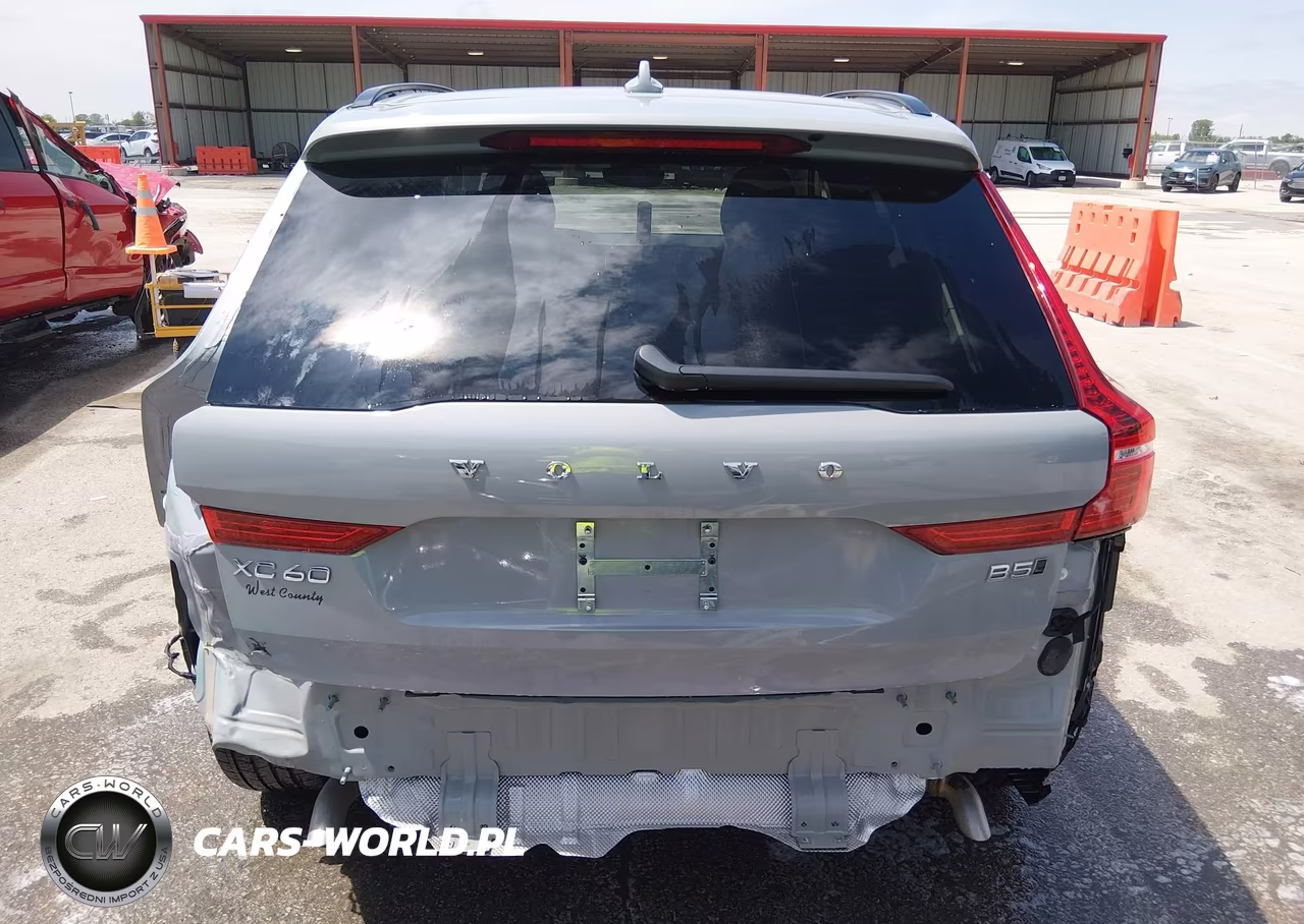 2025 Volvo Xc60 B5 Plus VIN:YV4M12RC1S1182759 - 6