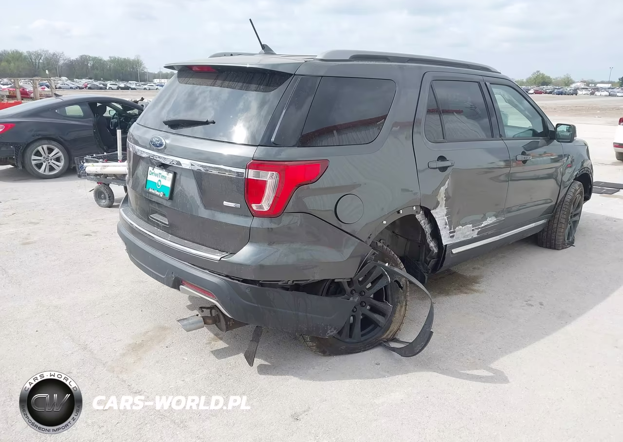 2018 Ford Explorer Xlt VIN:1FM5K8DH6JGB01854 - 4