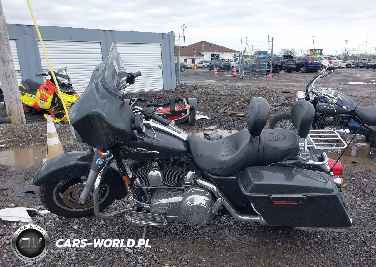 2007 Harley-Davidson Flhx VIN:1HD1KB4117Y717157 - 13