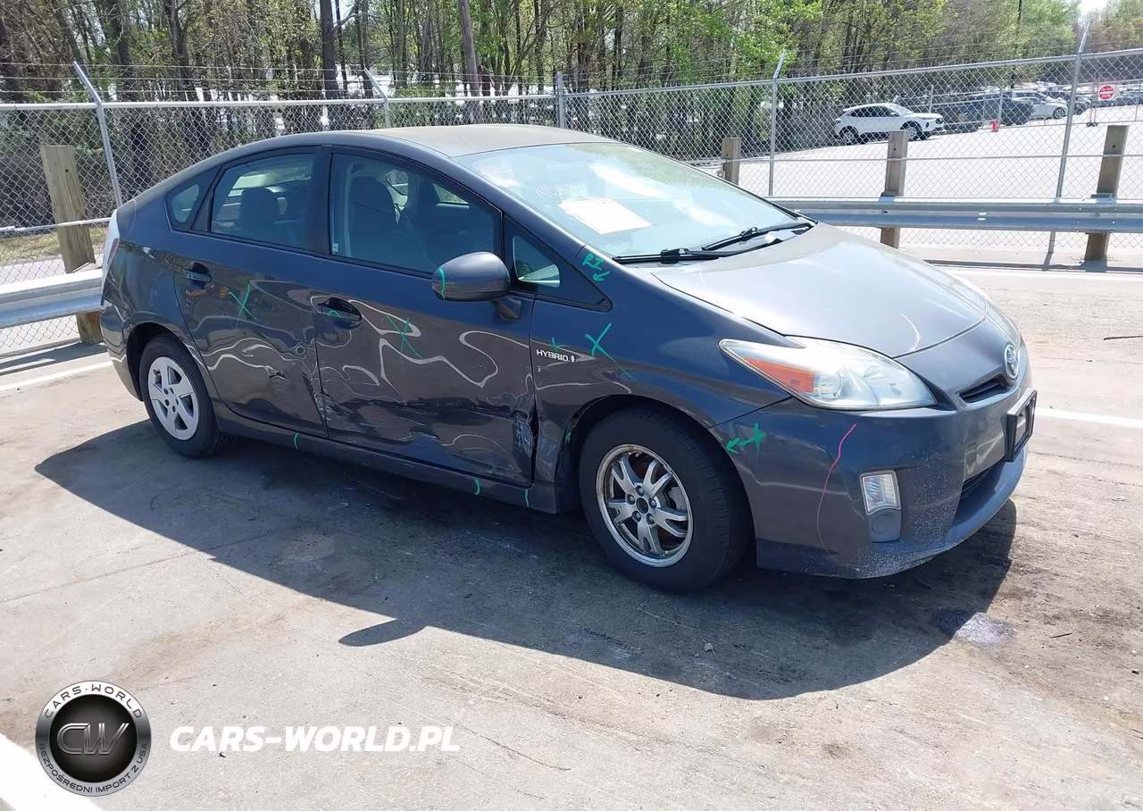 2011 Toyota Prius Two
