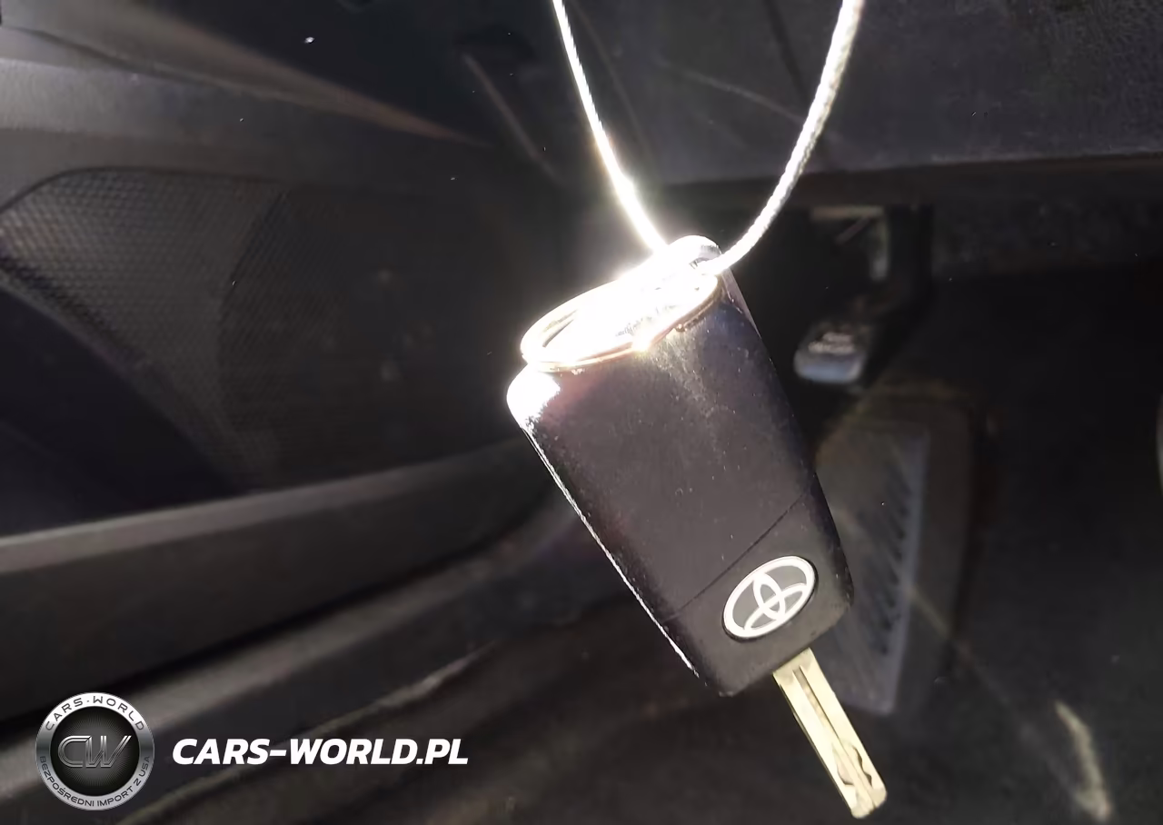 2022 Toyota Camry Le VIN:4T1C11AK1NU684357 - 11