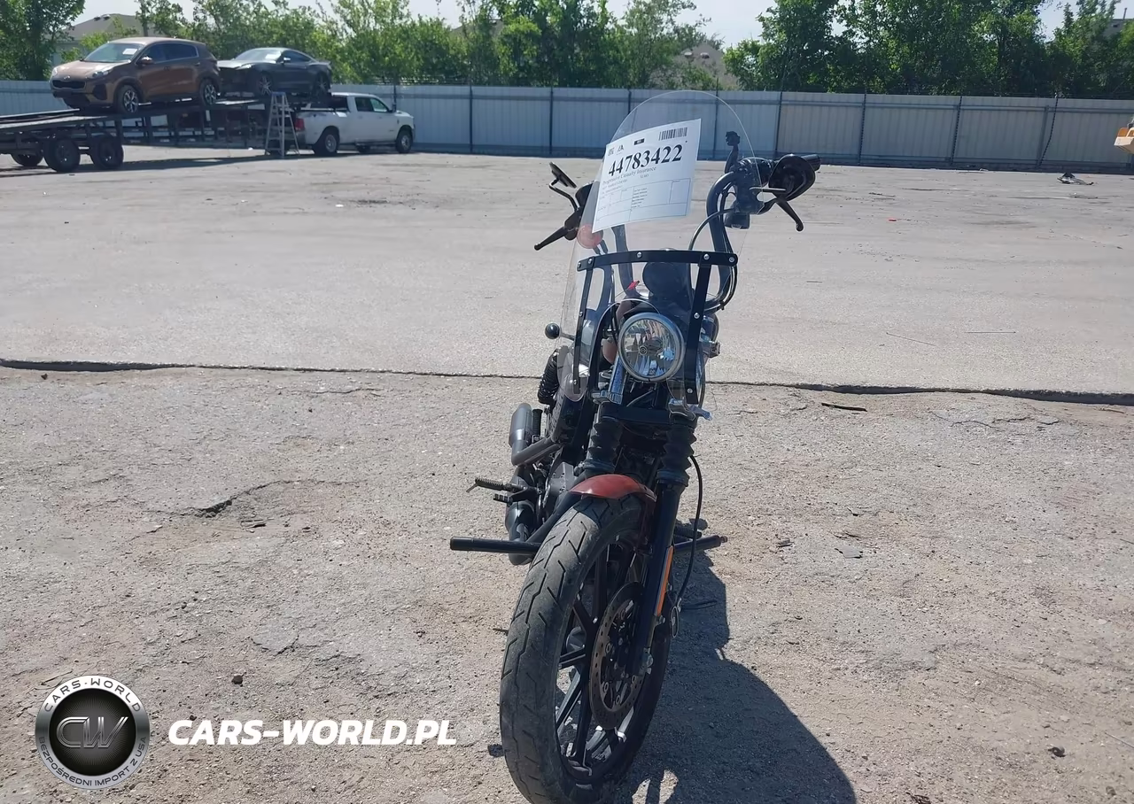 2017 Harley-Davidson Xl883 Iron 883 VIN:1HD4LE218HC407357 - 5