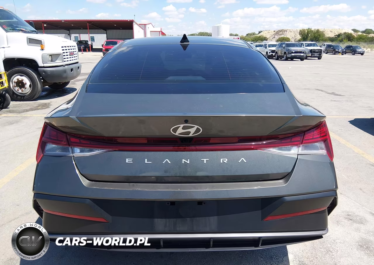 2024 Hyundai Elantra Sel VIN:KMHLS4DG6RU770811 - 17