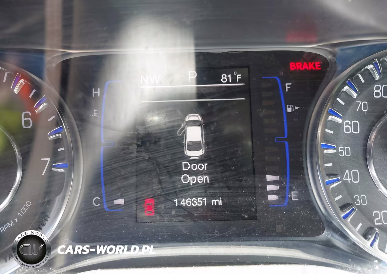 2015 Chrysler 200 Limited VIN:1C3CCCAB6FN635424 - 15