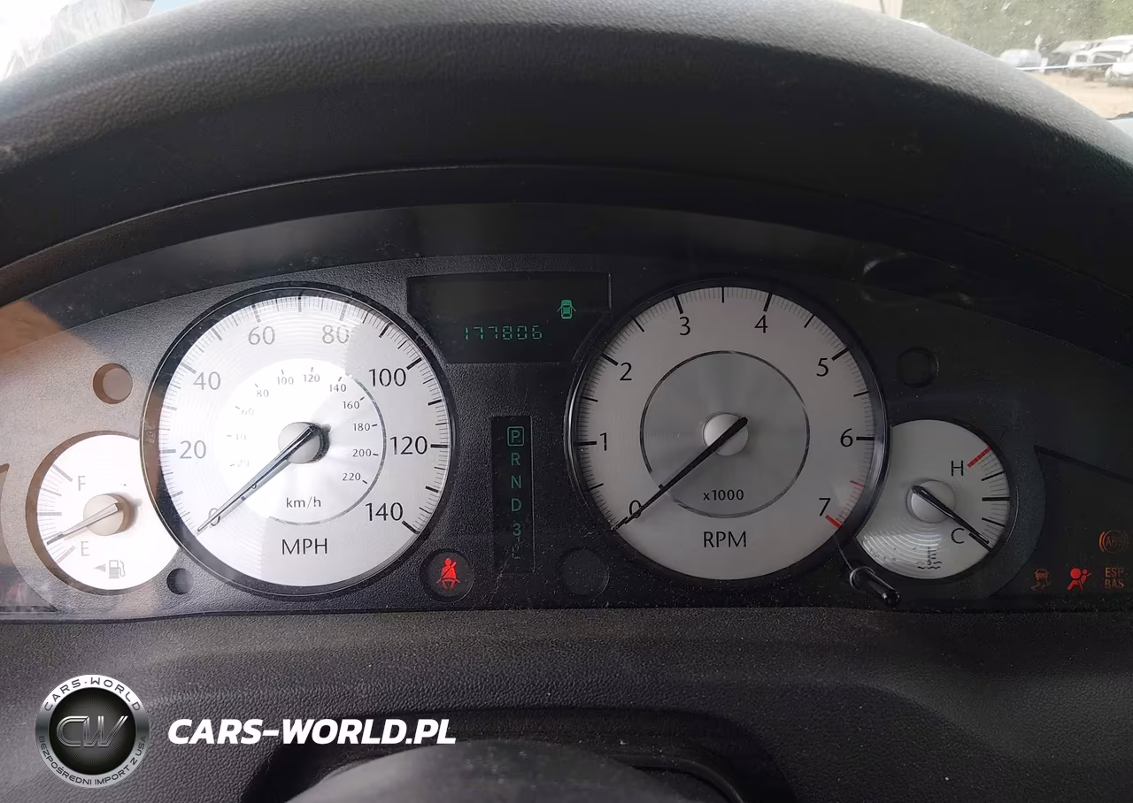 2009 Chrysler 300 Touring VIN:2C3LA53V79H503701 - 7