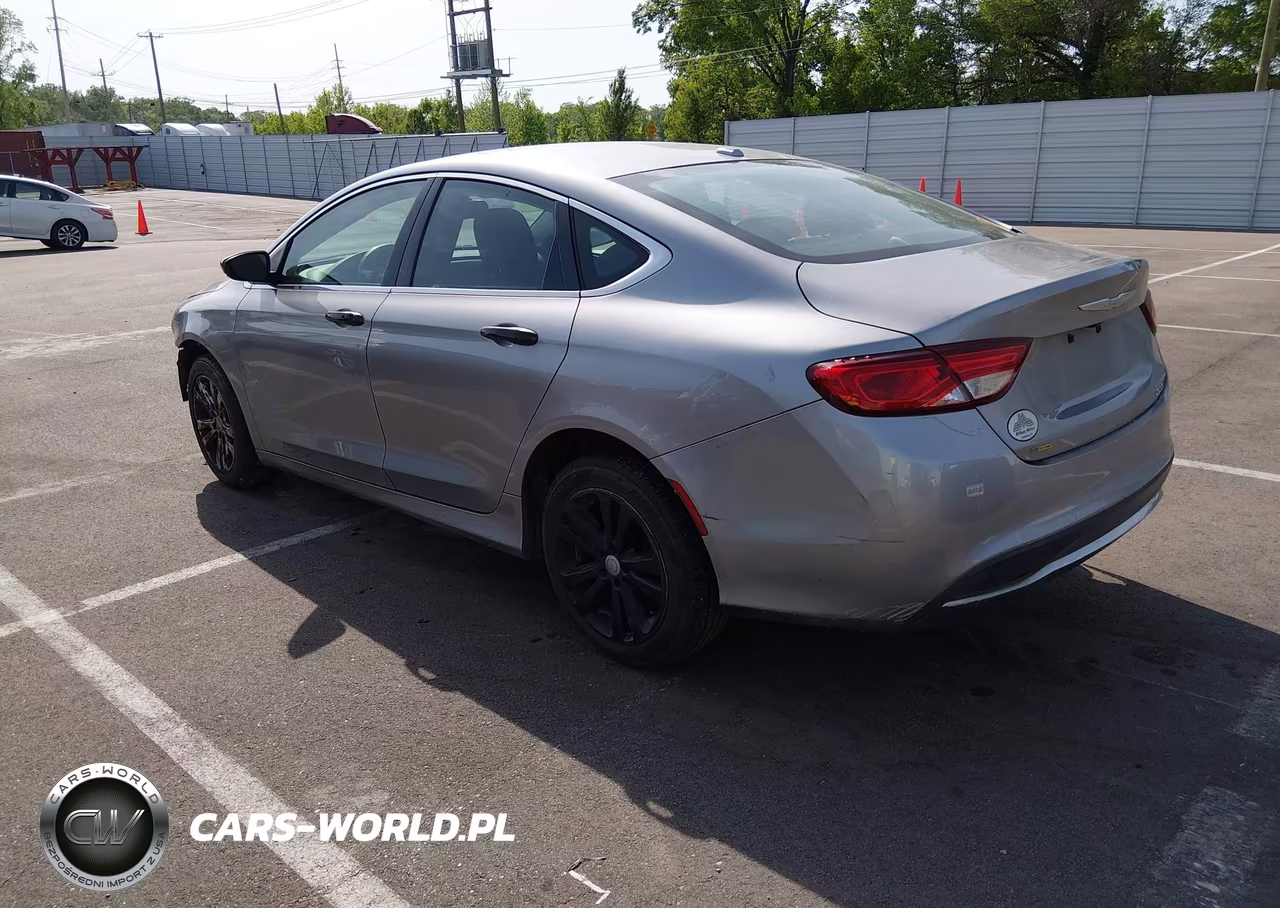 2016 Chrysler 200 Limited VIN:1C3CCCAB3GN131740 - 3