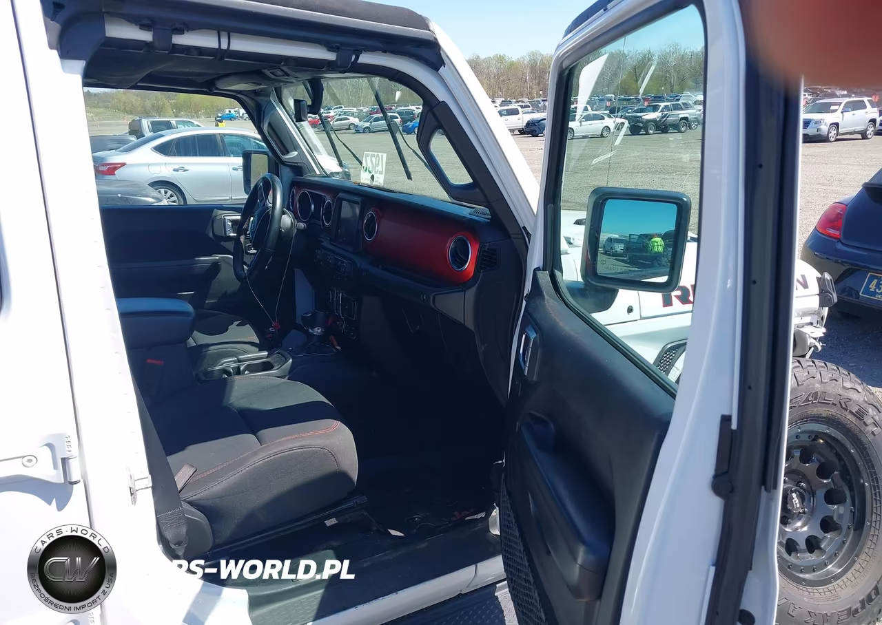 2020 Jeep Gladiator Rubicon 4X4 VIN:1C6JJTBG4LL135697 - 5