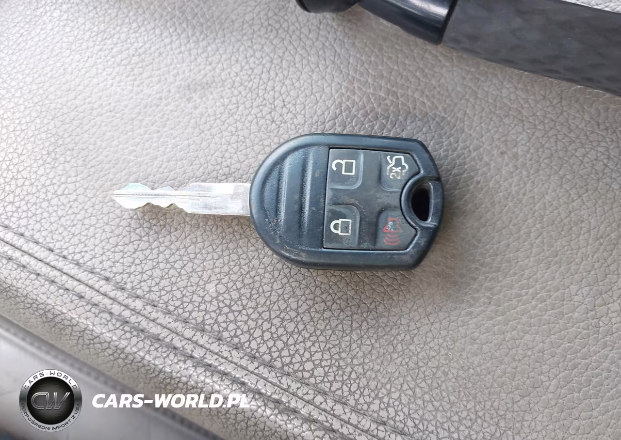 2012 Ford Expedition Limited VIN:1FMJU2A57CEF15630 - 11