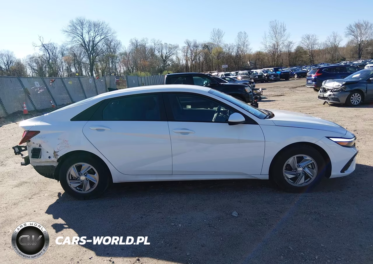 2024 Hyundai Elantra Se VIN:KMHLL4DG0RU650905 - 14