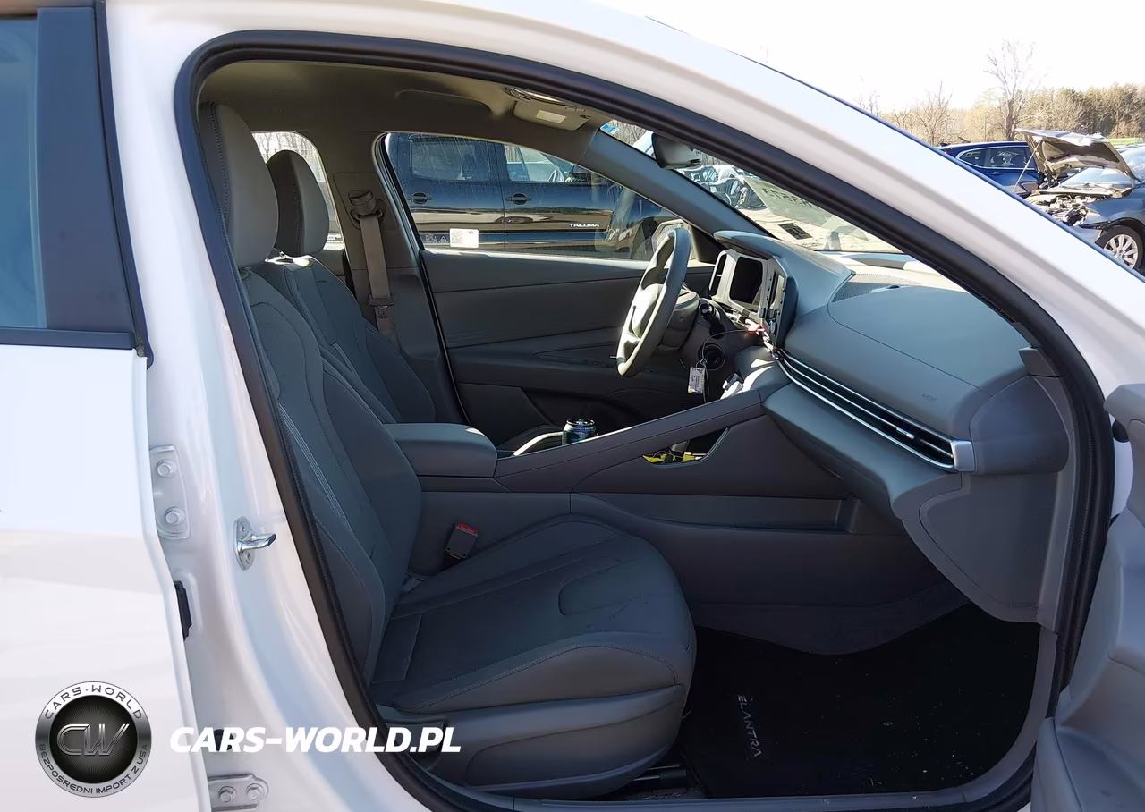 2024 Hyundai Elantra Se VIN:KMHLL4DG0RU650905 - 5