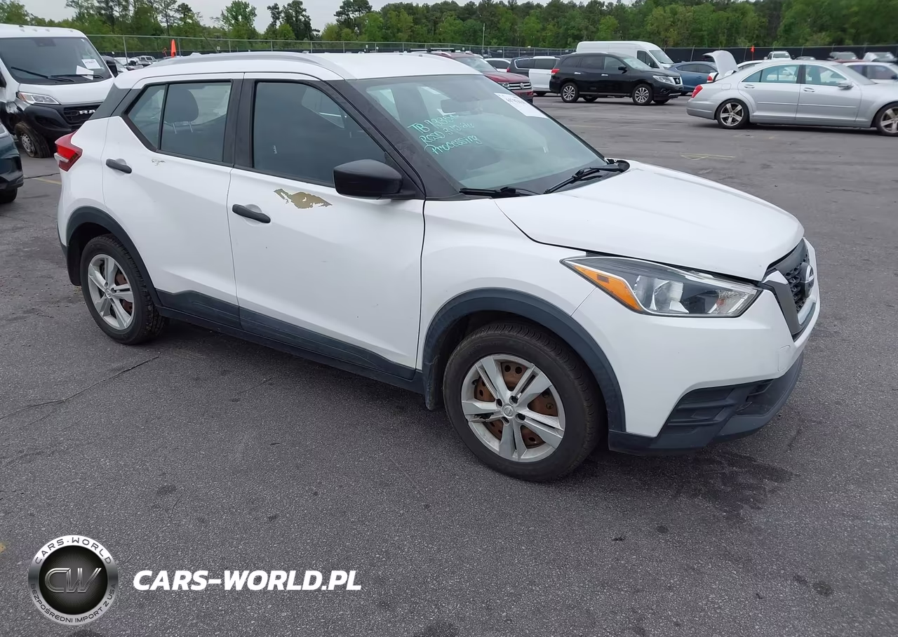 2018 Nissan Kicks S