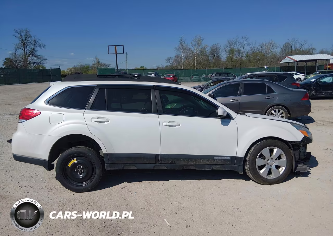 2011 Subaru Outback 2.5I Premium VIN:4S4BRCCC0B3436799 - 14