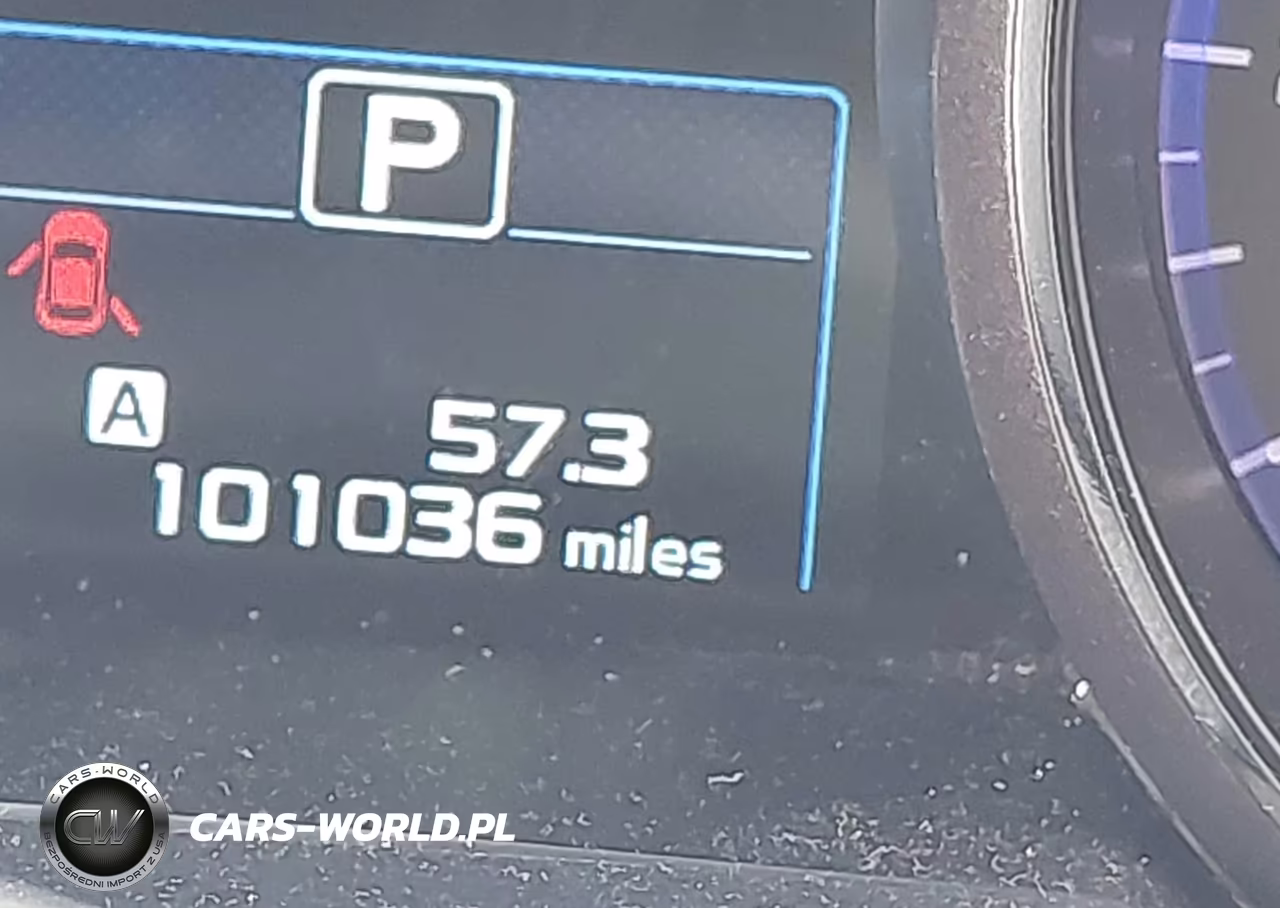2018 Subaru Outback 2.5I Premium VIN:4S4BSAHC8J3349894 - 15