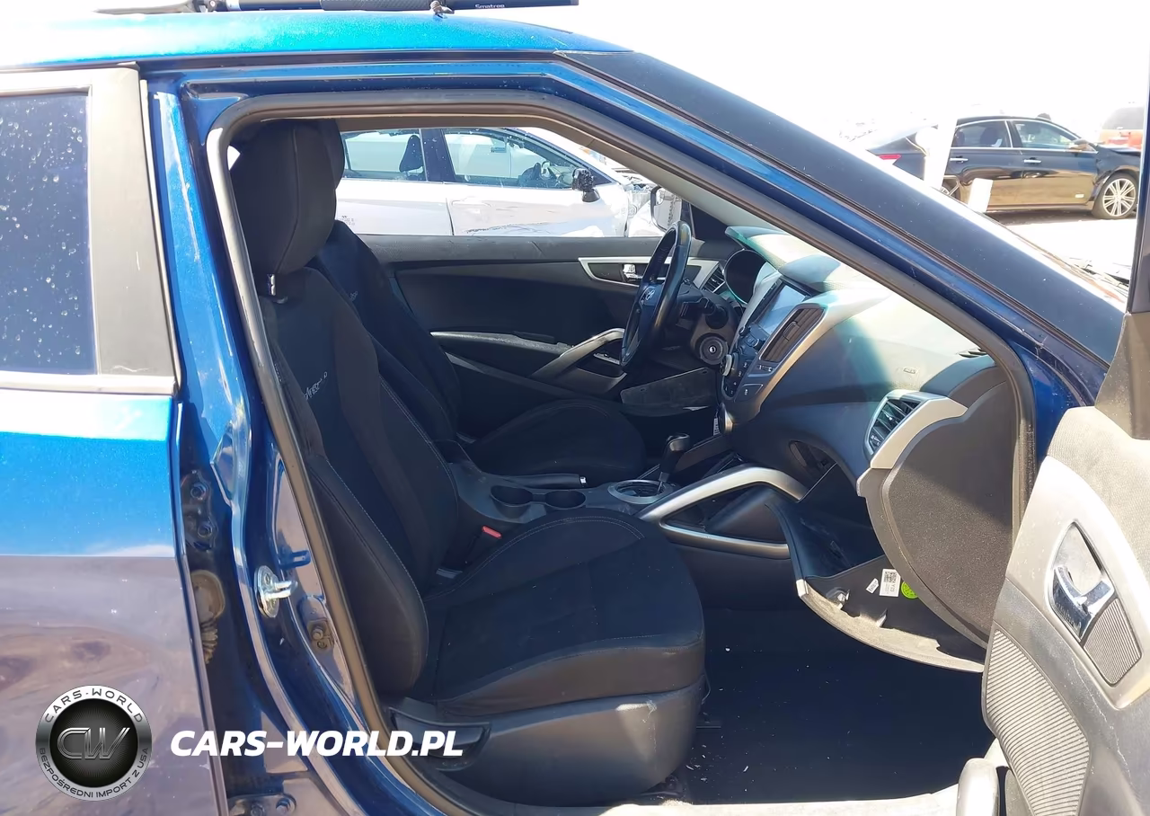 2017 Hyundai Veloster VIN:KMHTC6AD6HU317211 - 5