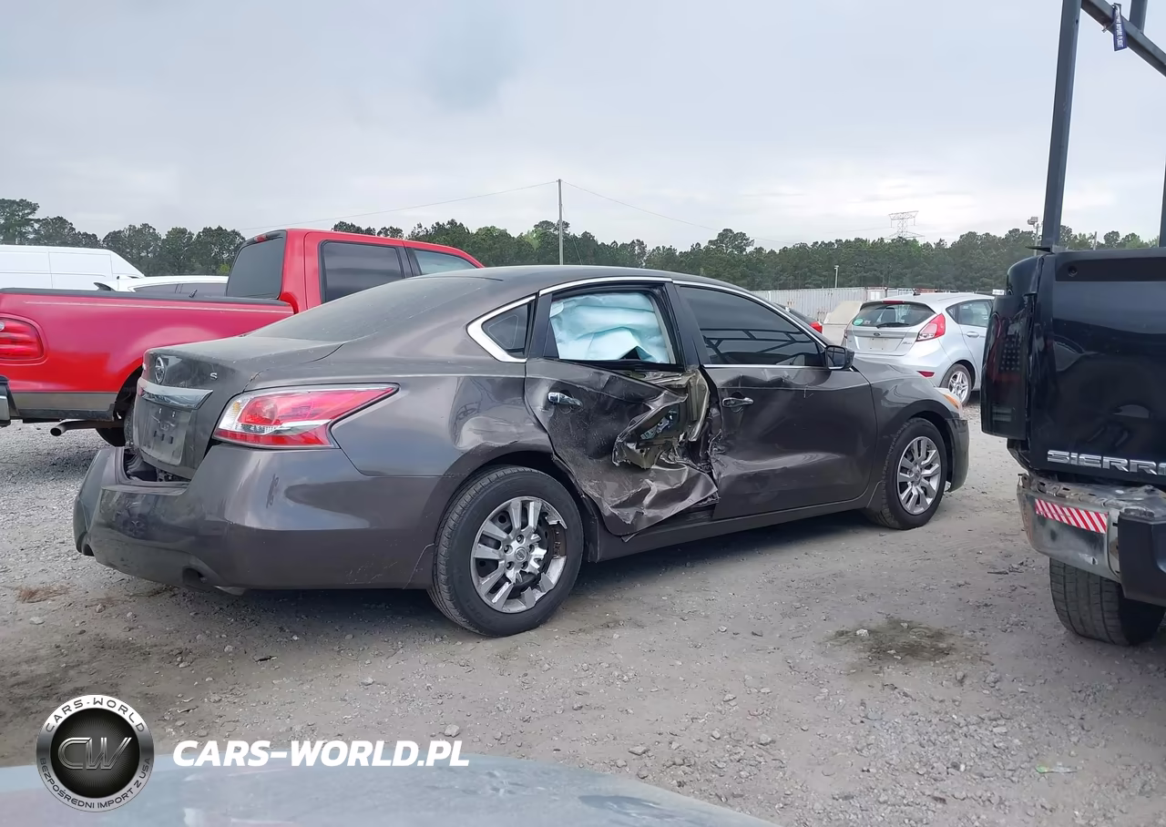 2015 Nissan Altima 2.5 S VIN:1N4AL3AP7FC299458 - 14