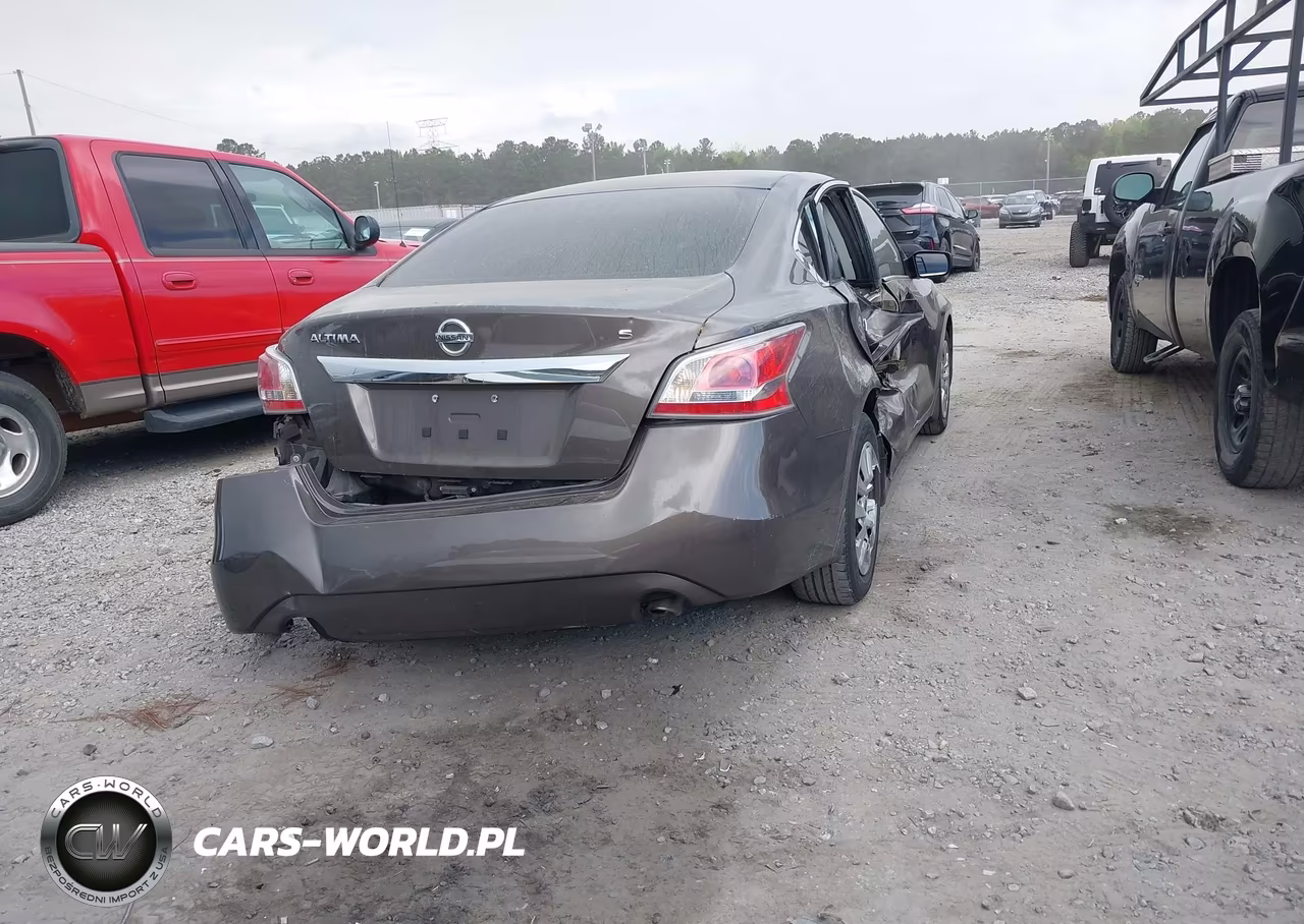 2015 Nissan Altima 2.5 S VIN:1N4AL3AP7FC299458 - 4