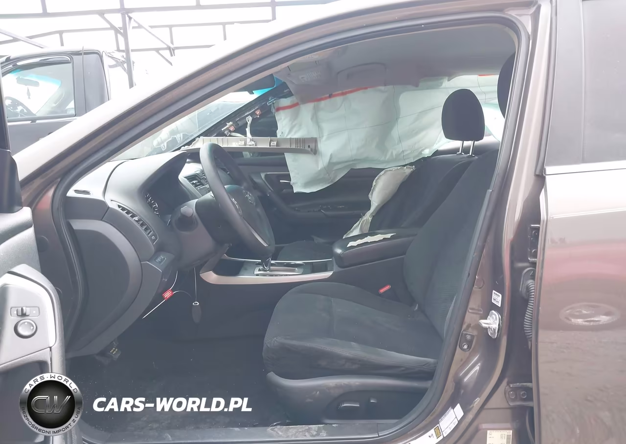 2015 Nissan Altima 2.5 S VIN:1N4AL3AP7FC299458 - 5