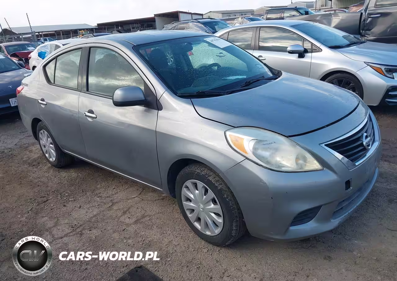 2014 Nissan Versa 1.6 Sv