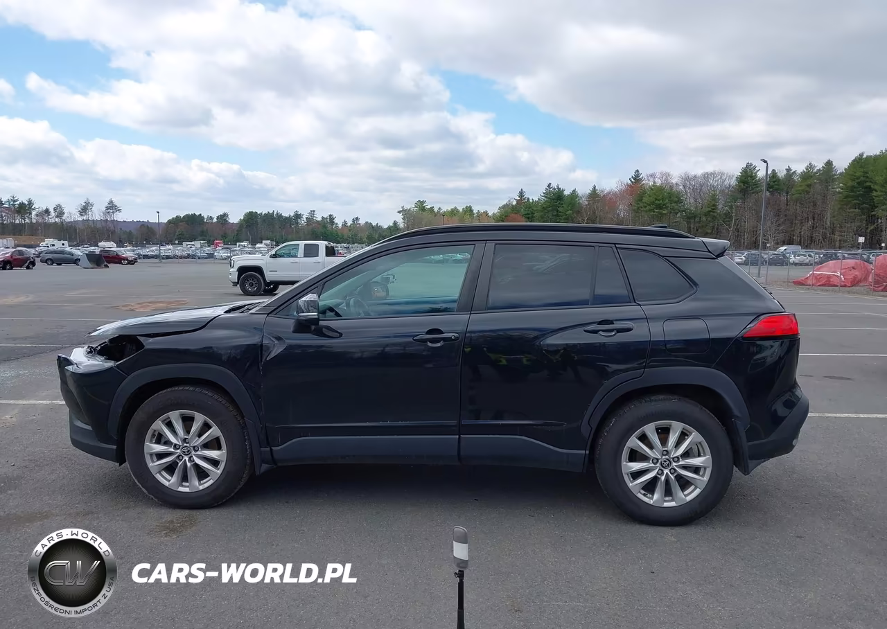 2022 Toyota Corolla Cross Le VIN:7MUBAABG5NV007445 - 14