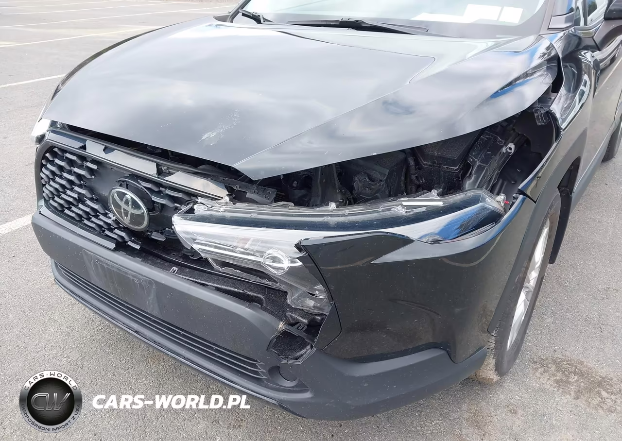 2022 Toyota Corolla Cross Le VIN:7MUBAABG5NV007445 - 6
