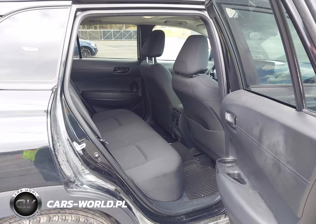 2022 Toyota Corolla Cross Le VIN:7MUBAABG5NV007445 - 8