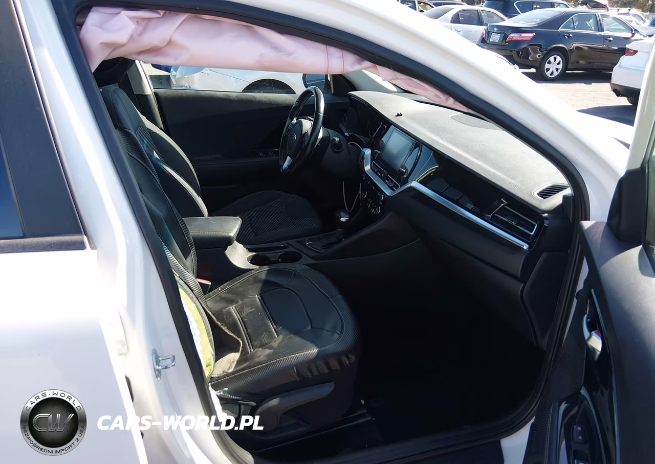 2020 Kia Niro Lxs VIN:KNDCB3LC1L5451296 - 5