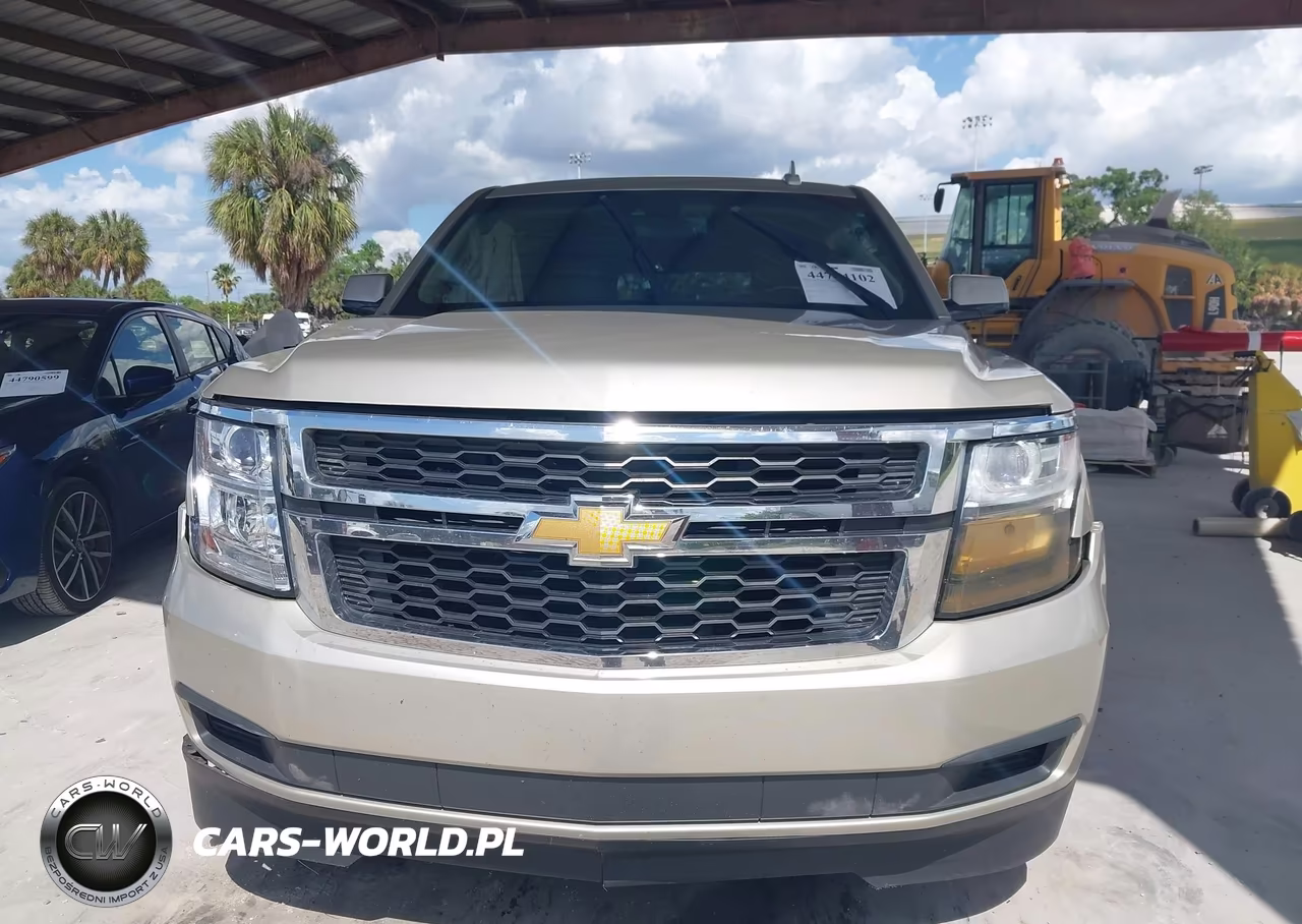 2017 Chevrolet Suburban Lt VIN:1GNSCHKC3HR260445 - 12