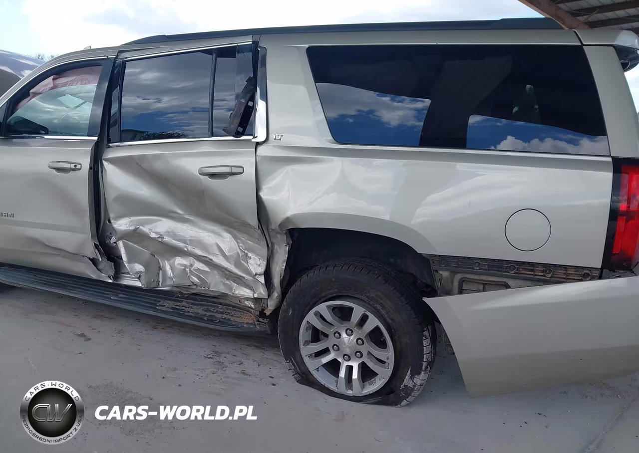 2017 Chevrolet Suburban Lt VIN:1GNSCHKC3HR260445 - 6