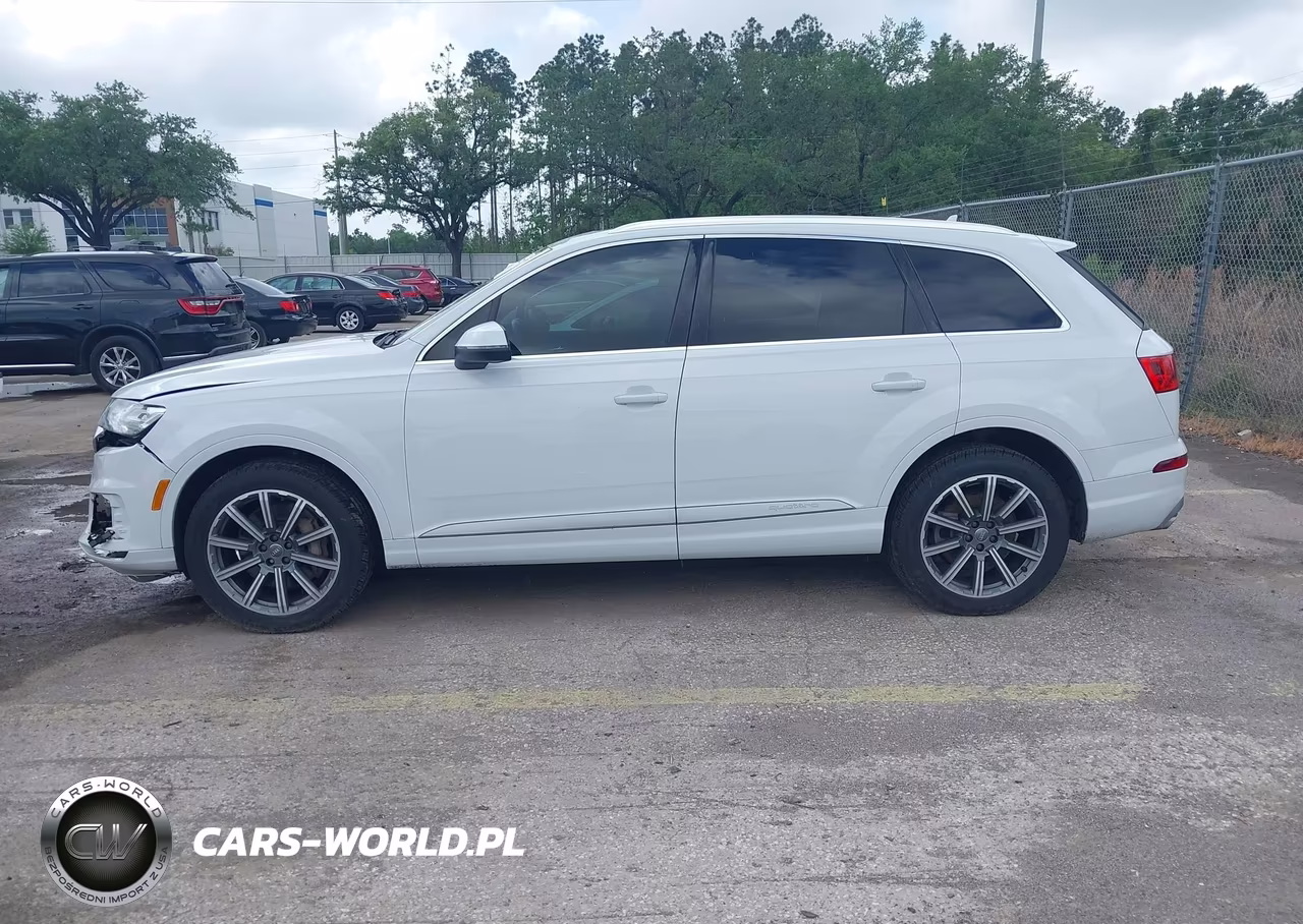 2017 Audi Q7 2.0T Premium VIN:WA1LHAF72HD038439 - 14
