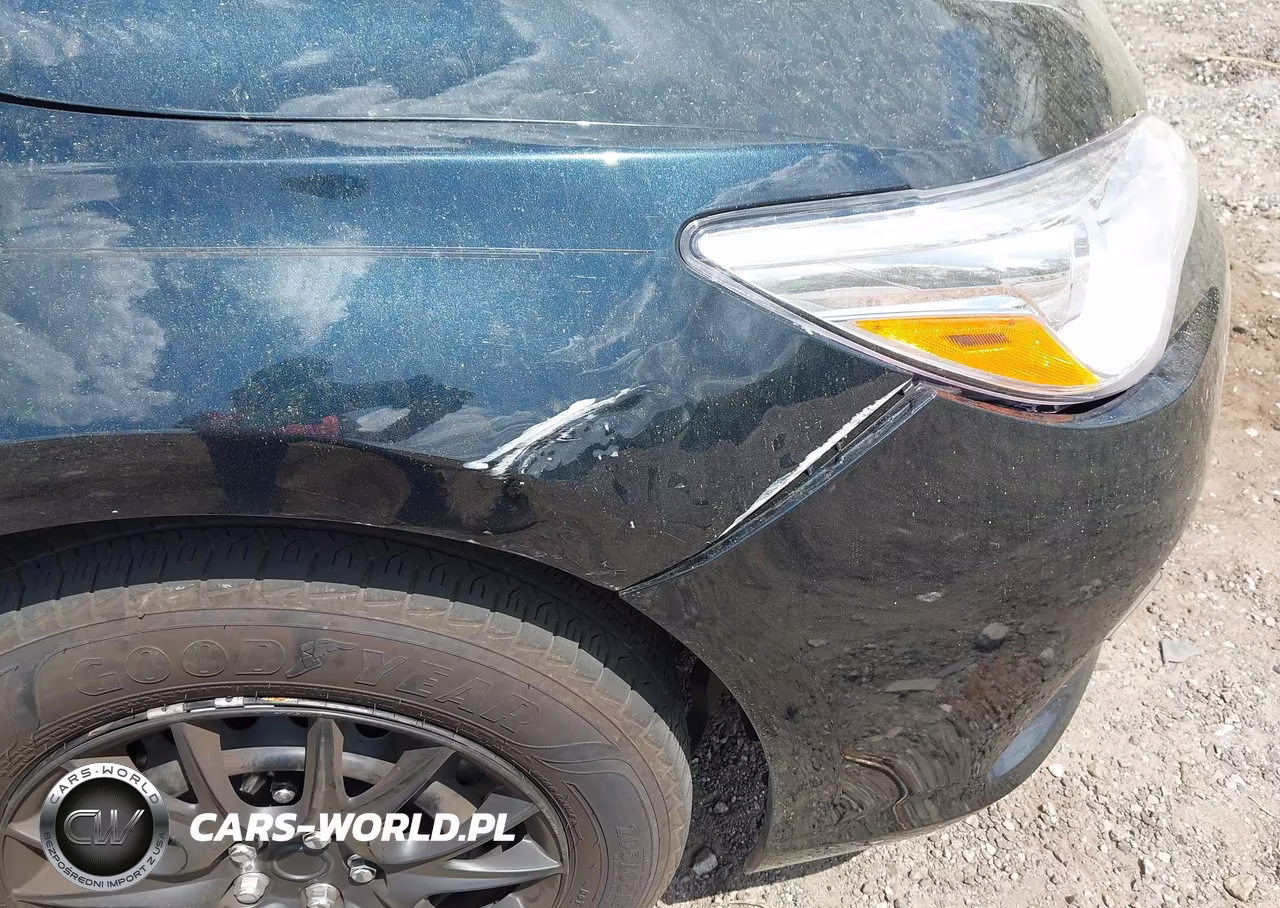 2015 Toyota Camry Le VIN:4T1BF1FK3FU112343 - 18