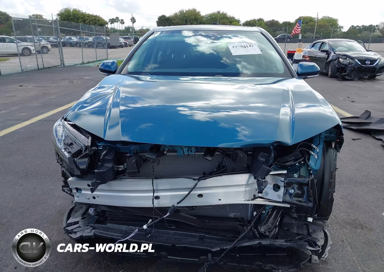 2026 Toyota Camry Le VIN:4T1DAACK8TU263850 - 13
