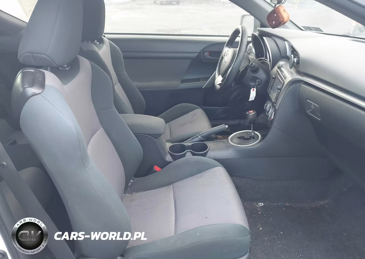2015 Scion Tc VIN:JTKJF5C77F3095939 - 5