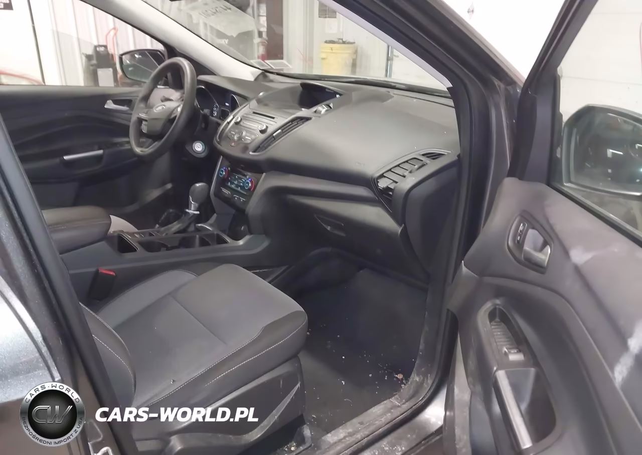 2017 Ford Escape Se VIN:1FMCU9GD3HUB48349 - 5