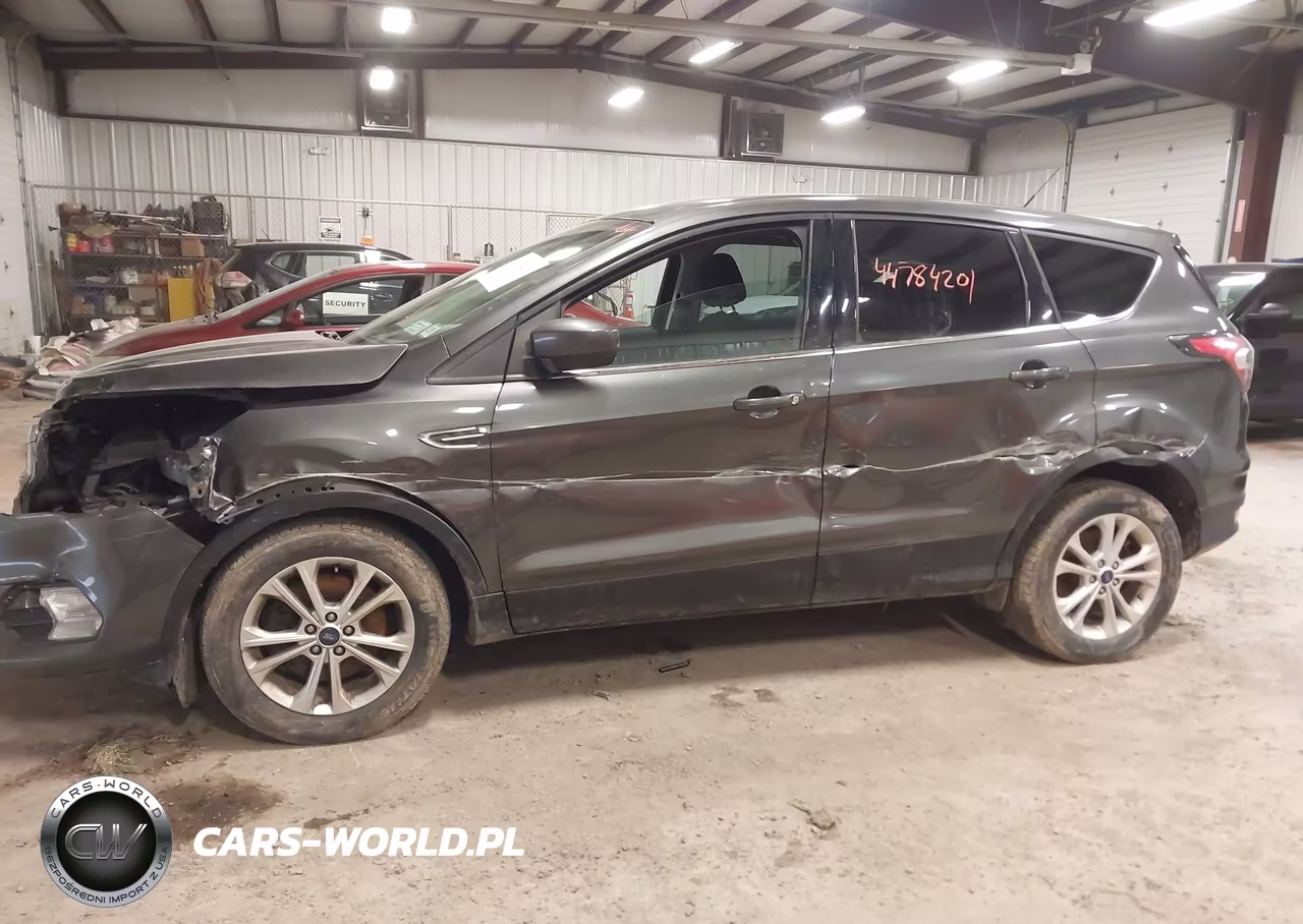 2017 Ford Escape Se VIN:1FMCU9GD3HUB48349 - 6