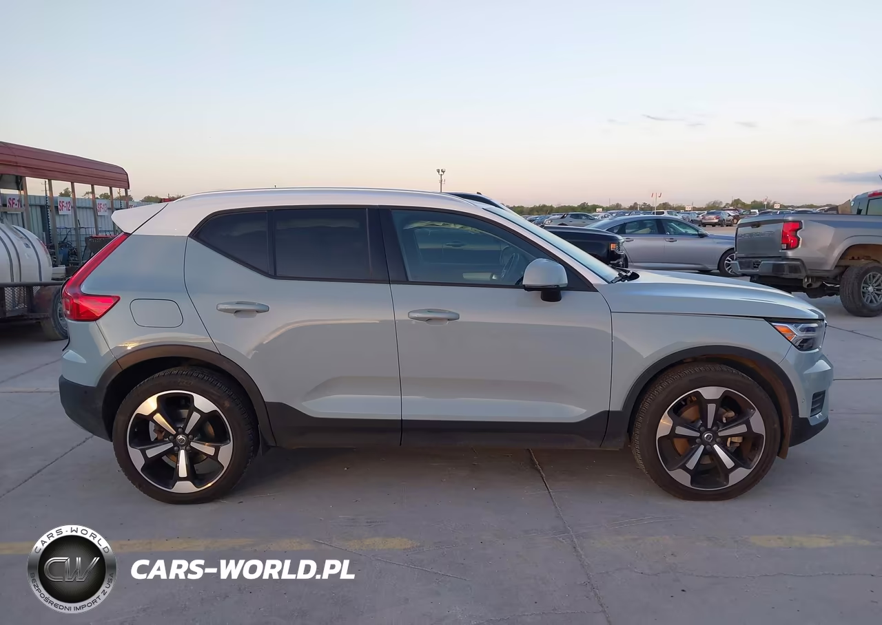 2019 Volvo Xc40 T5 Momentum VIN:YV4162UK3K2127372 - 13