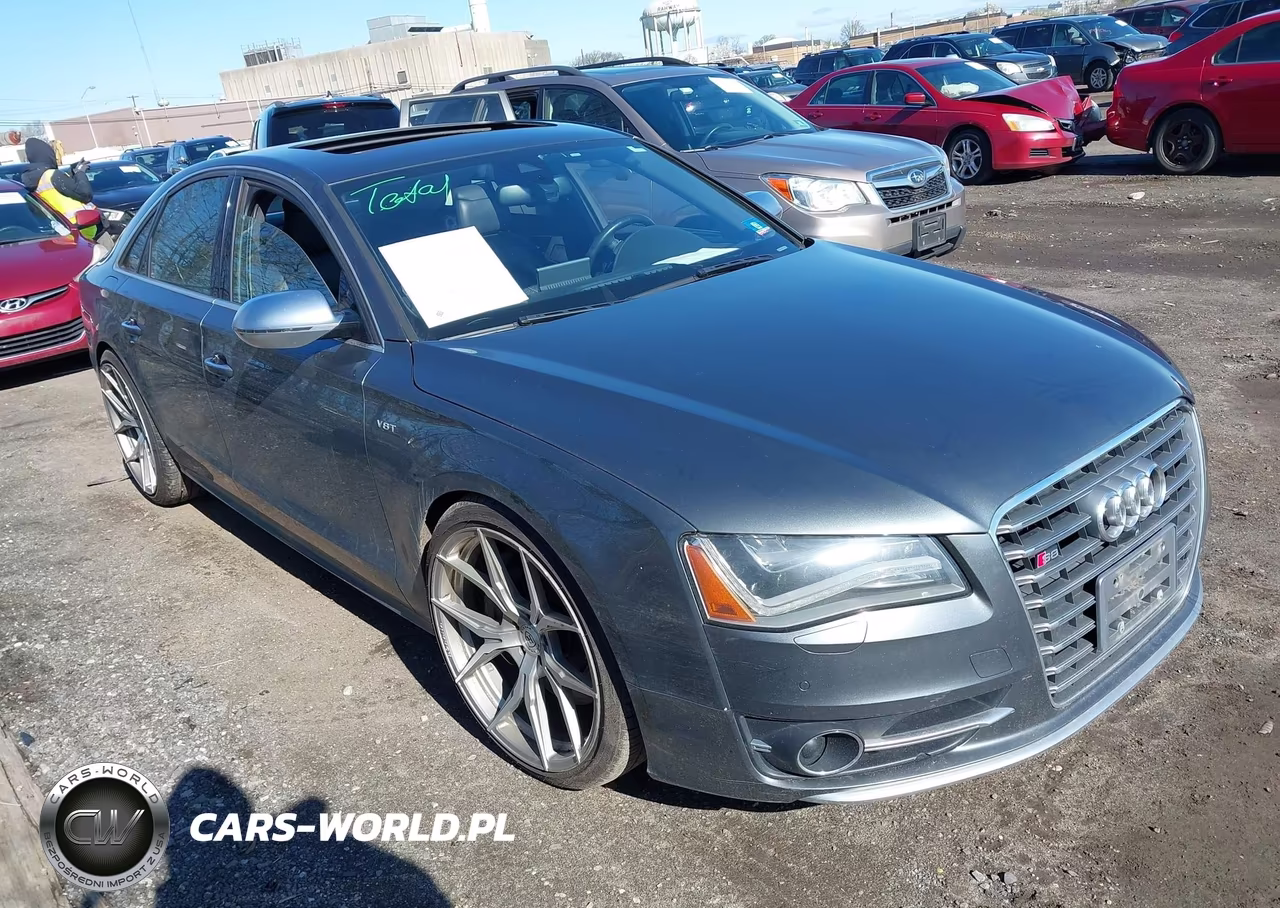 2013 Audi S8 4.0T