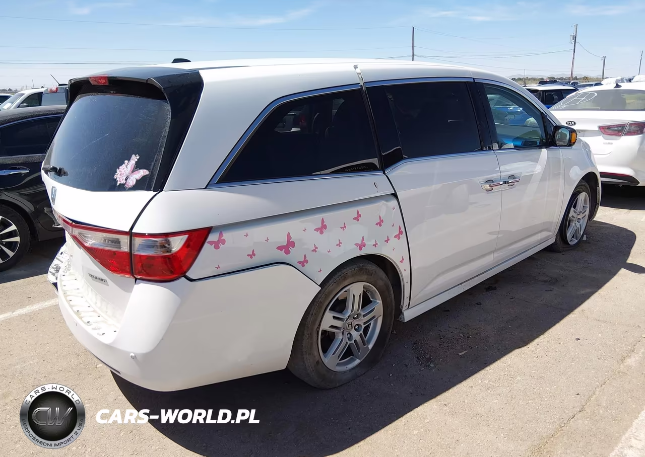 2011 Honda Odyssey Touring-Touring Elite VIN:5FNRL5H9XBB008447 - 4