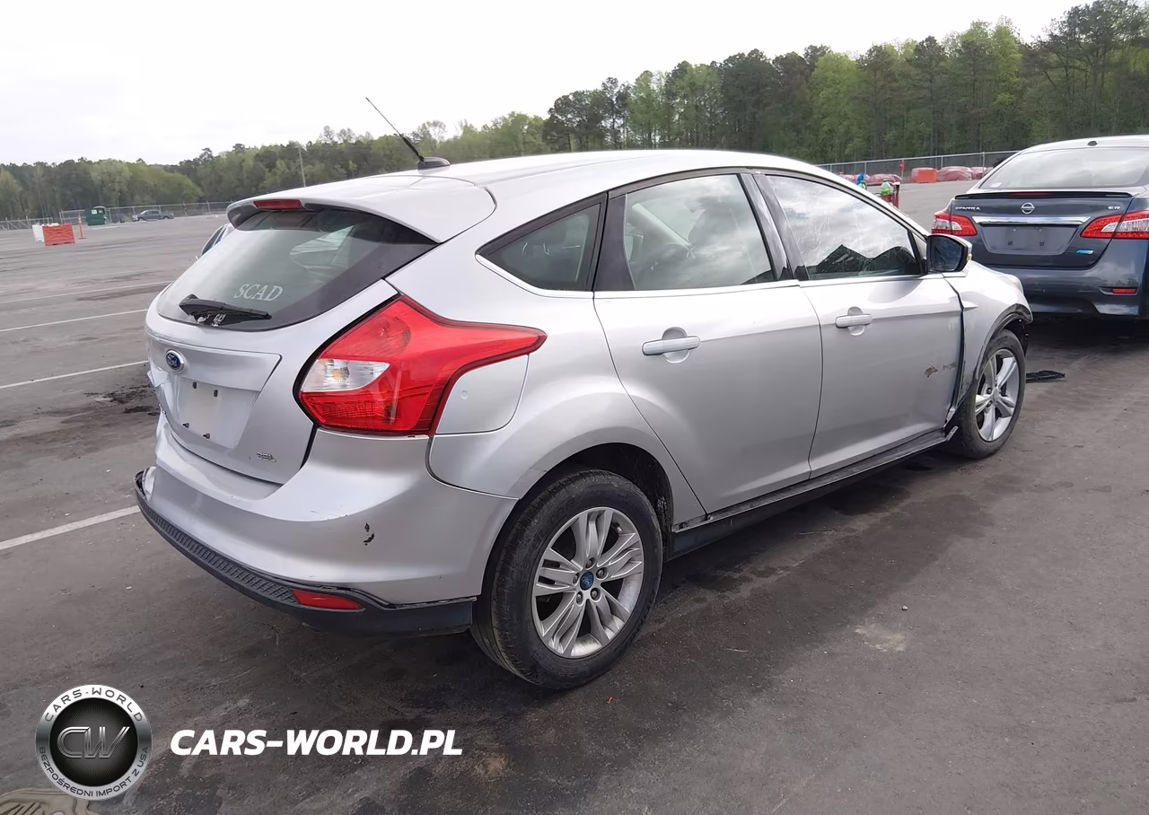 2012 Ford Focus Sel VIN:1FAHP3M29CL127592 - 4