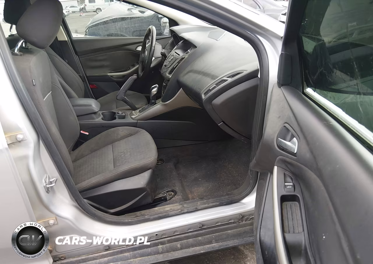2012 Ford Focus Sel VIN:1FAHP3M29CL127592 - 5