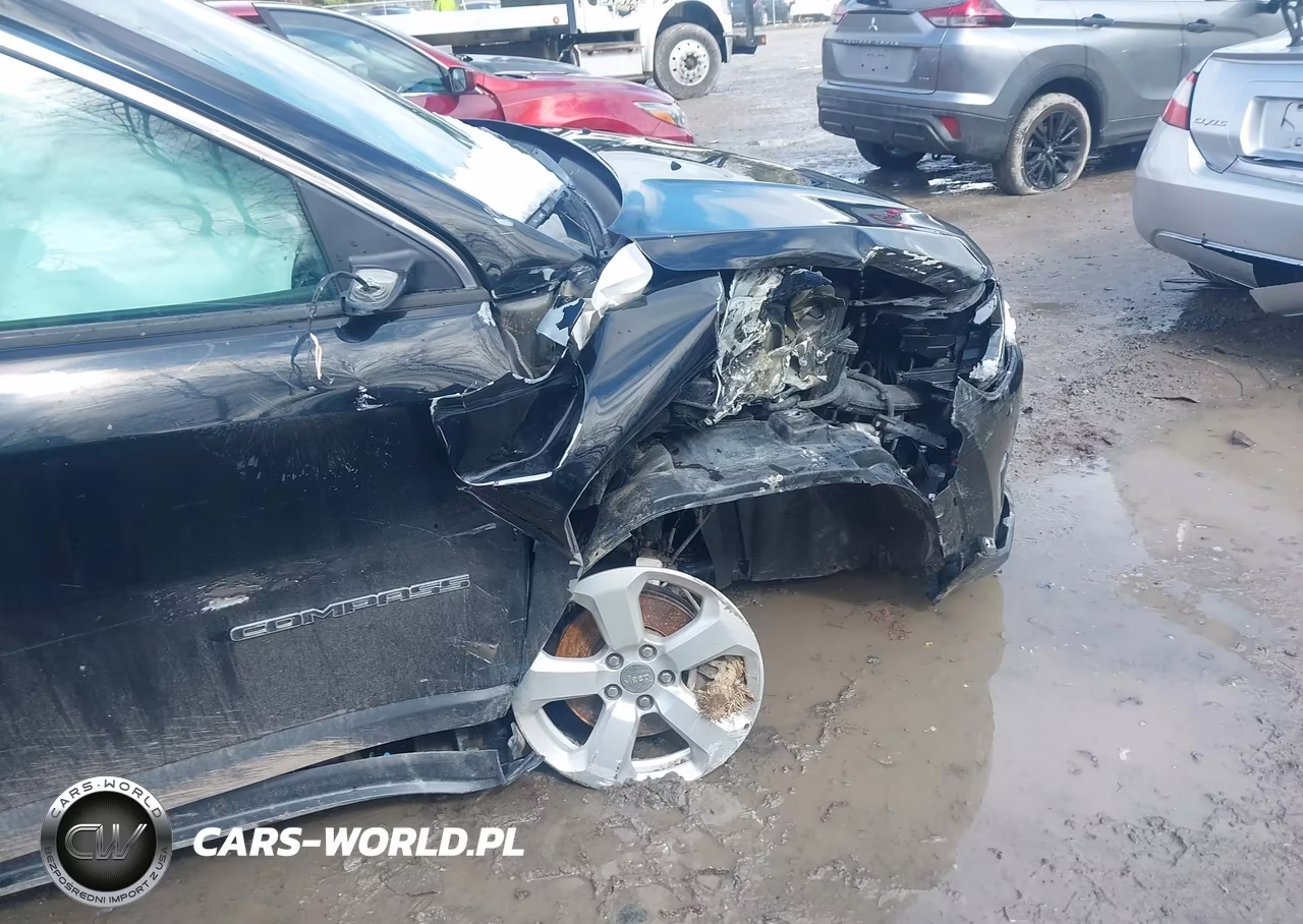 2020 Jeep Compass Latitude 4X4 VIN:3C4NJDBB0LT138590 - 6