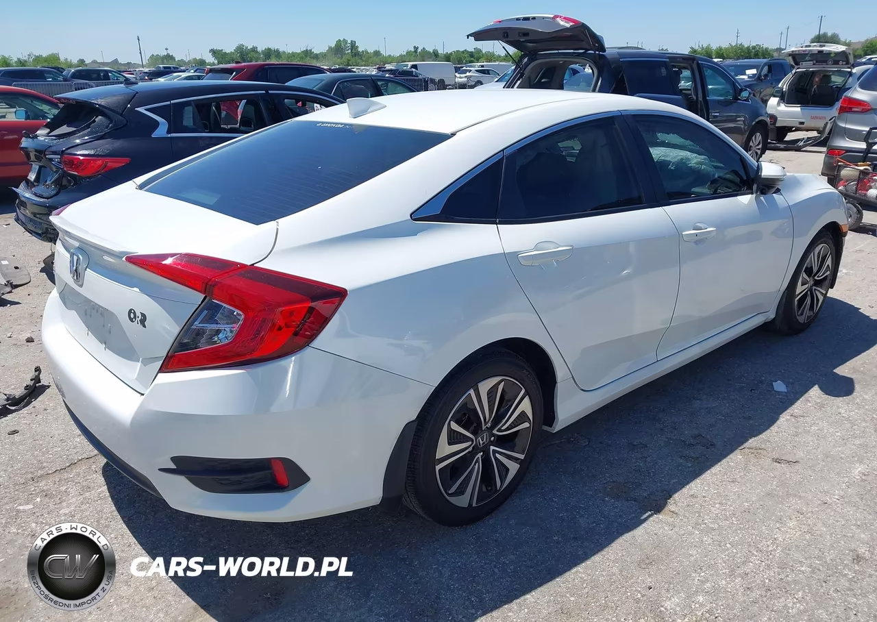 2018 Honda Civic Ex-L VIN:JHMFC1F76JX019641 - 4