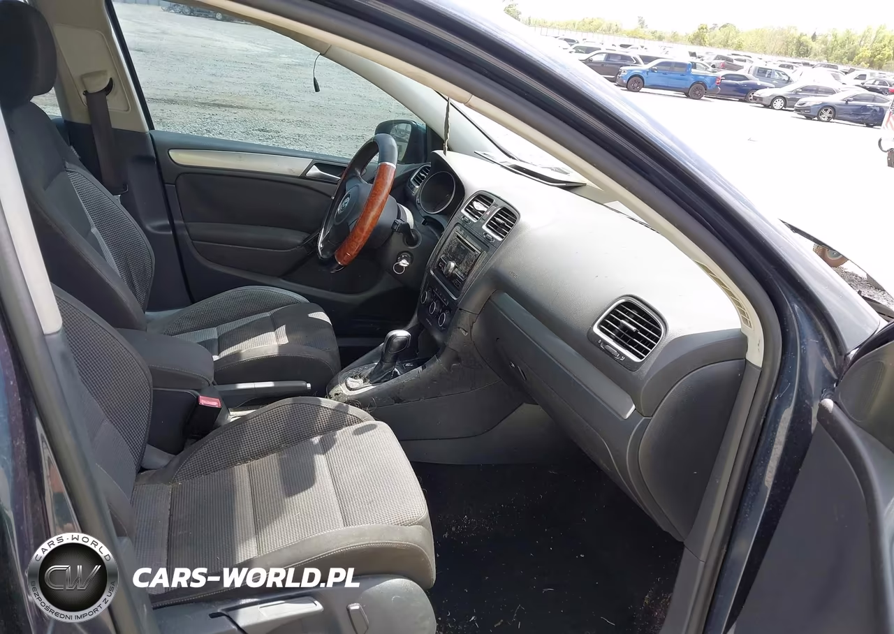 2014 Volkswagen Golf 2.5L VIN:WVWDB7AJ0EW007725 - 5